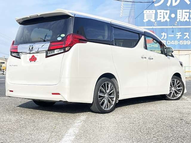 TOYOTA ALPHARD 2017 Image 31