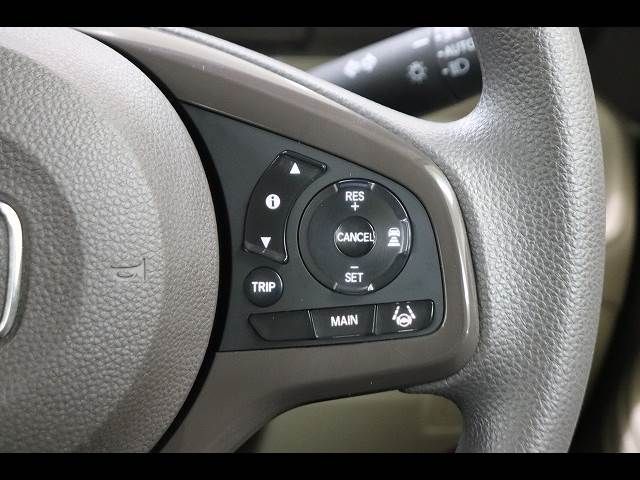 HONDA N BOX 2018 Image 31