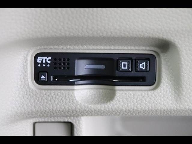 HONDA N BOX 2018 Image 31