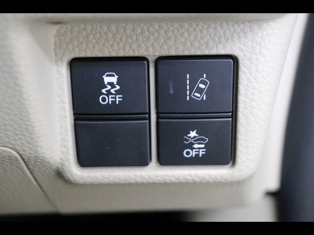 HONDA N BOX 2018 Image 31