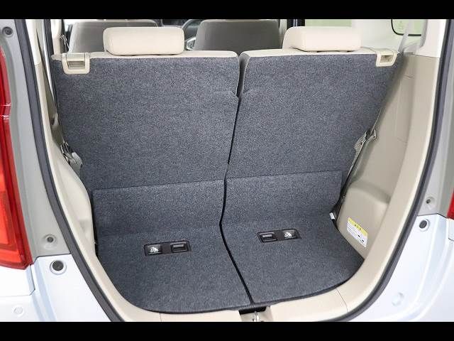 HONDA N BOX 2018 Image 31