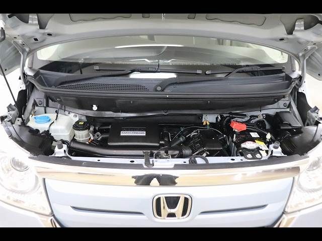 HONDA N BOX 2018 Image 31