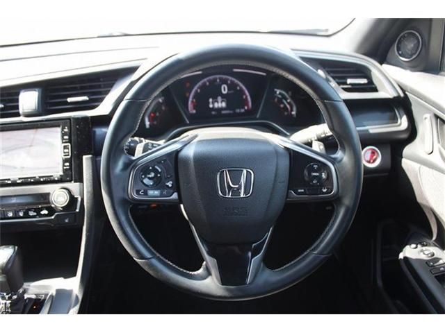 HONDA CIVIC HATCHBACK 2020 Image 31