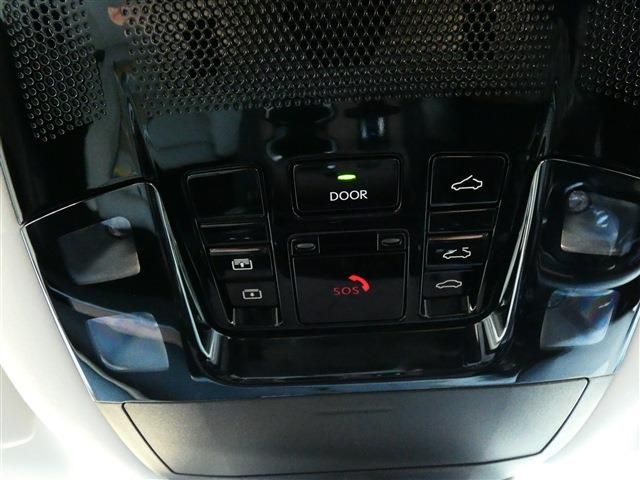 TOYOTA LEXUS RX450H+ 2023 Image 31