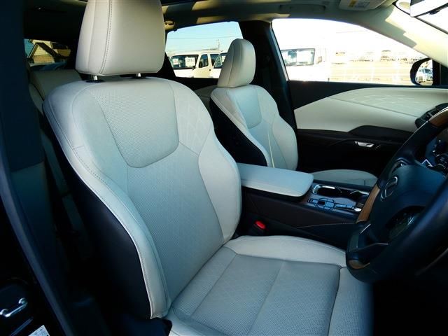 TOYOTA LEXUS RX450H+ 2023 Image 31