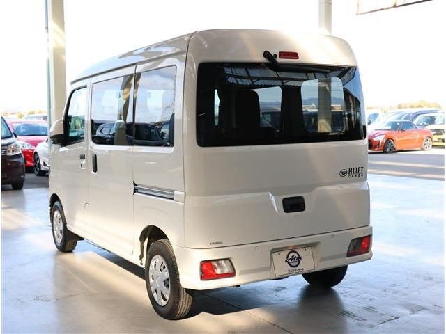 DAIHATSU HIJET CARGO 2023 Image 31
