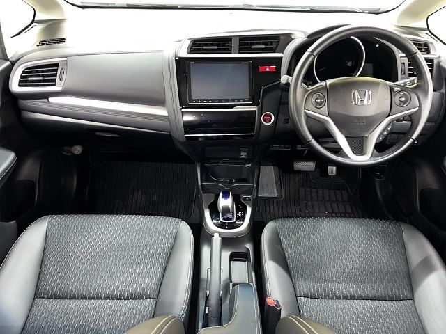 HONDA FIT HYBRID 2015 Image 31