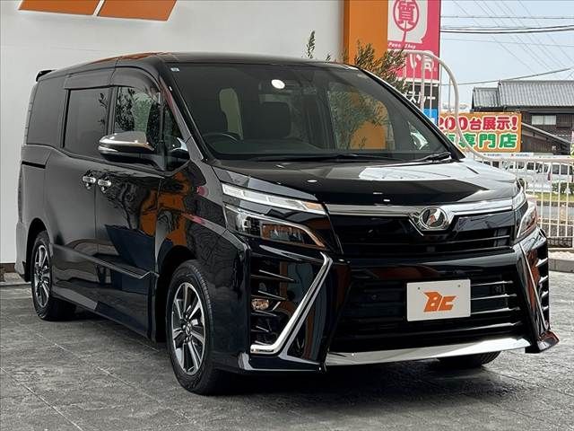 TOYOTA VOXY 2019 Image 31
