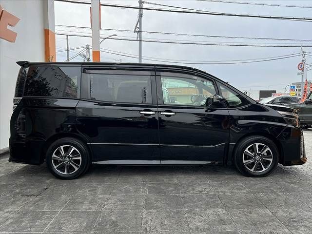 TOYOTA VOXY 2019 Image 31