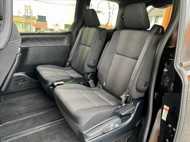 TOYOTA VOXY 2019 Image 31