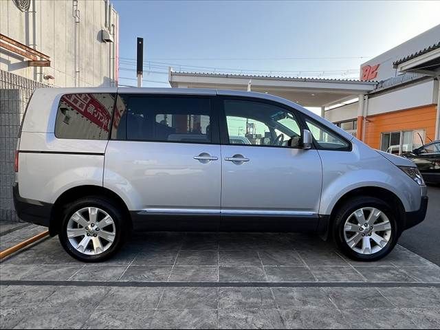 MITSUBISHI DELICA D:5 4WD 2009 Image 31