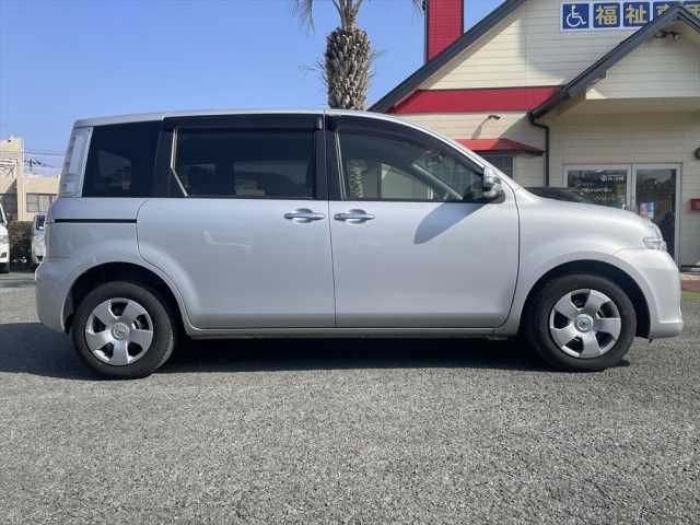 TOYOTA SIENTA 2015 Image 31