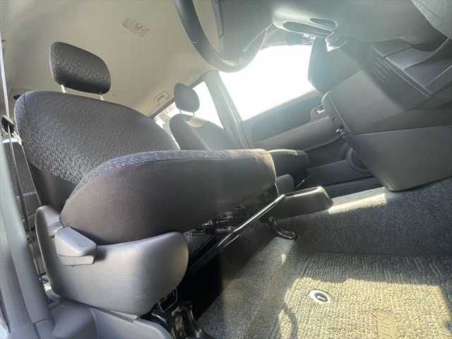 TOYOTA SIENTA 2015 Image 31