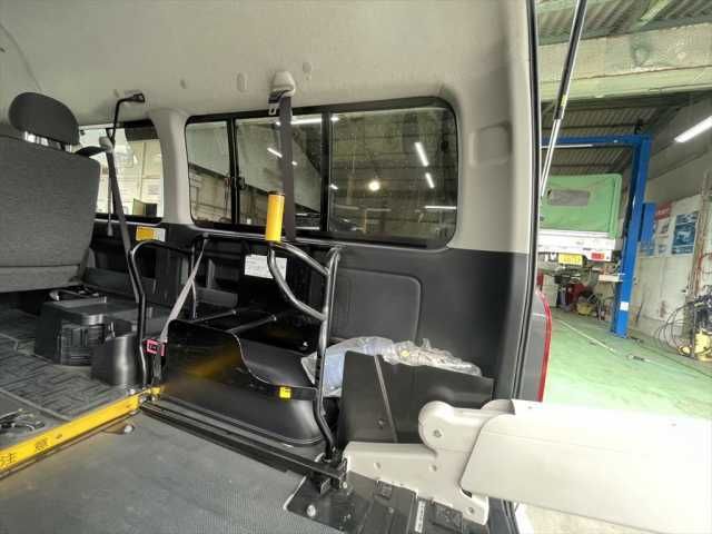 TOYOTA HIACE VAN 1.25T 2WD 2013 Image 31