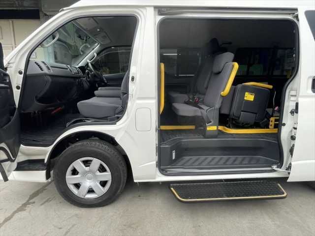 TOYOTA HIACE VAN 1.25T 2WD 2013 Image 31