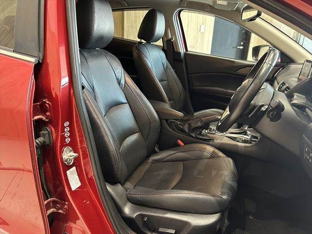 MAZDA AXELA SEDAN 2016 Image 31