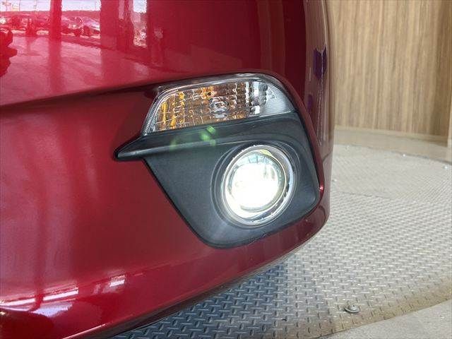 MAZDA AXELA SEDAN 2016 Image 31