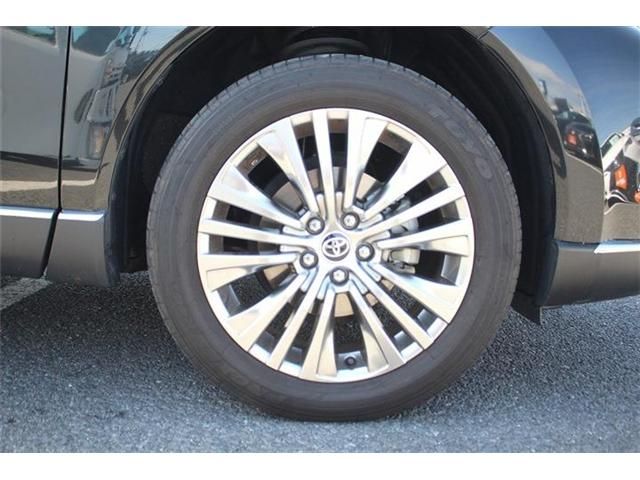 TOYOTA HARRIER HYBRID 2023 Image 31