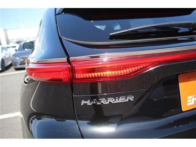 TOYOTA HARRIER HYBRID 2023 Image 31