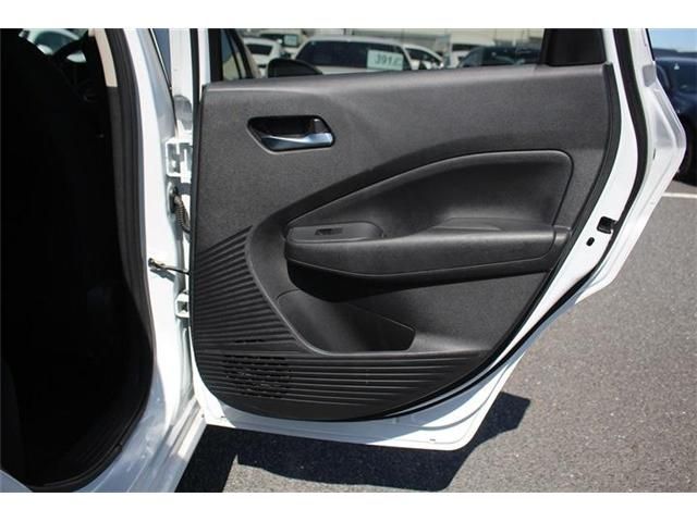 NISSAN NOTE 2025 Image 31