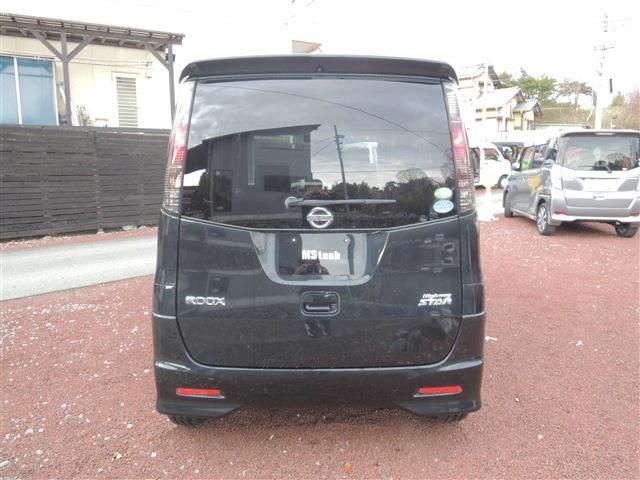 NISSAN ROOX 2010 Image 31