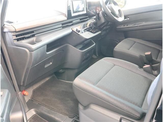 NISSAN SERENA  WG 2025 Image 31