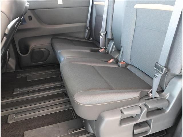 NISSAN SERENA  WG 2025 Image 31