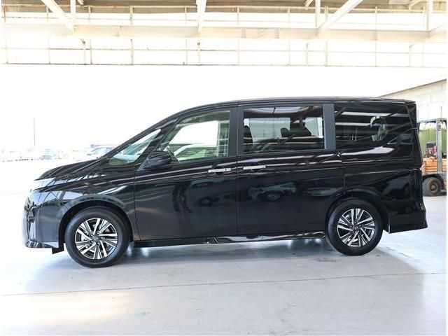 NISSAN SERENA  WG 2025 Image 31