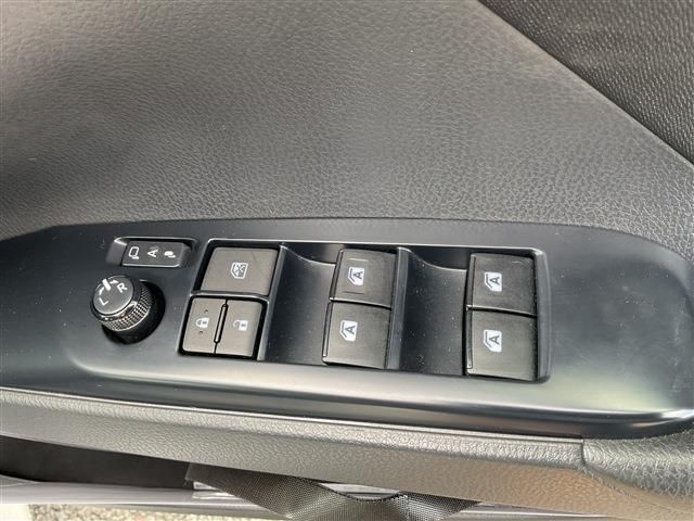 TOYOTA CAMRY HYBRID 2020 Image 31