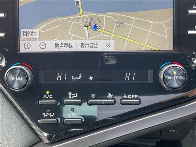 TOYOTA CAMRY HYBRID 2020 Image 31