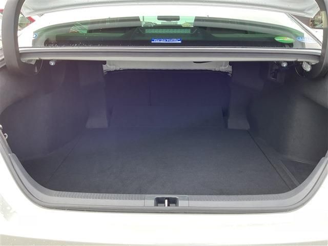 TOYOTA CAMRY HYBRID 2020 Image 31