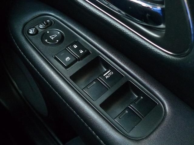 HONDA VEZEL HYBRID 4WD 2014 Image 31