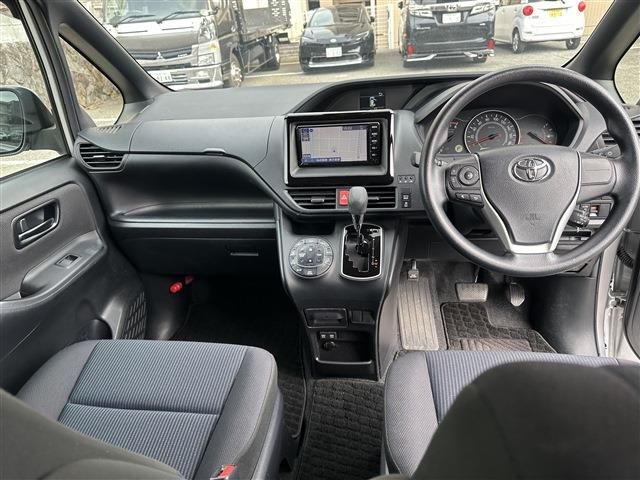 TOYOTA NOAH 2021 Image 31