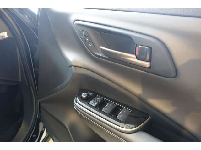 TOYOTA CROWN CROSSOVER 2025 Image 31