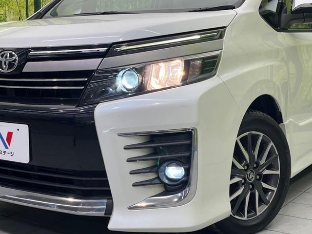 TOYOTA VOXY 2016 Image 31