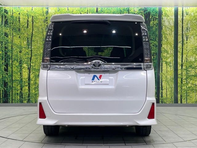 TOYOTA VOXY 2016 Image 31