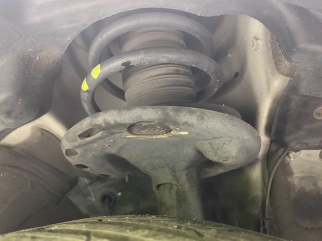 TOYOTA VOXY 2016 Image 31