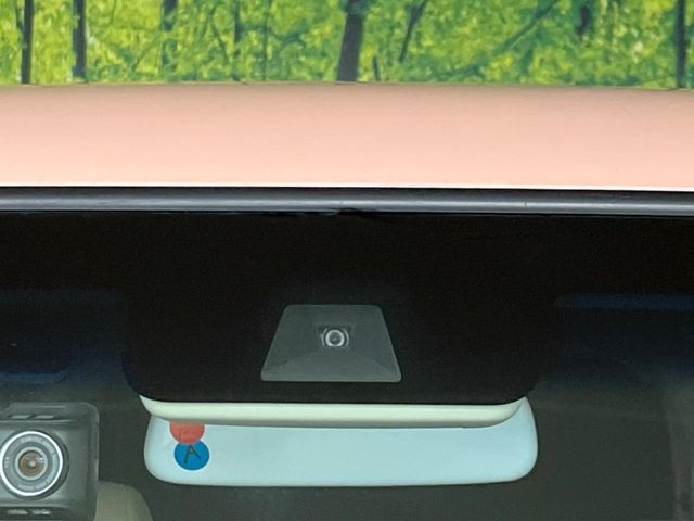 HONDA N BOX 2017 Image 31