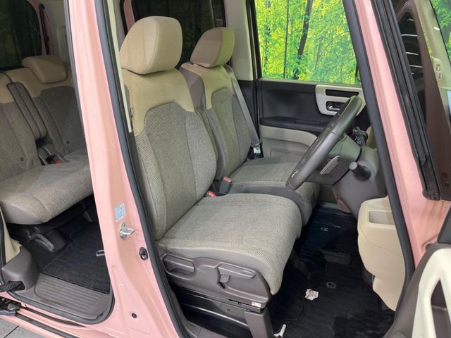 HONDA N BOX 2017 Image 31