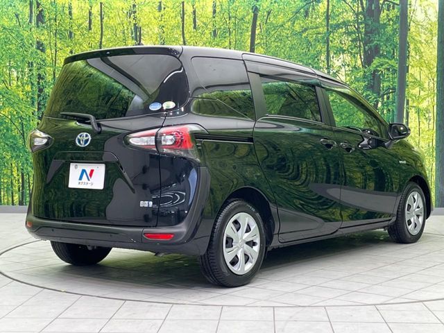 TOYOTA SIENTA HYBRID 2019 Image 31
