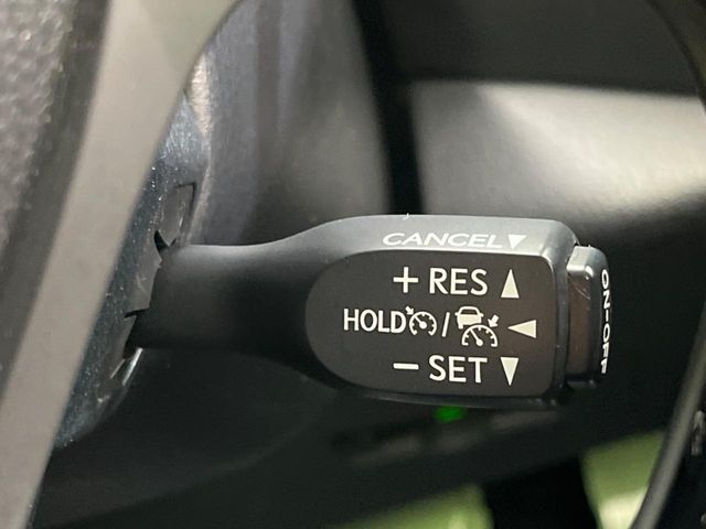 TOYOTA C-HR 2019 Image 31