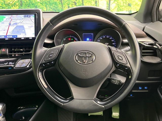 TOYOTA C-HR 2019 Image 31