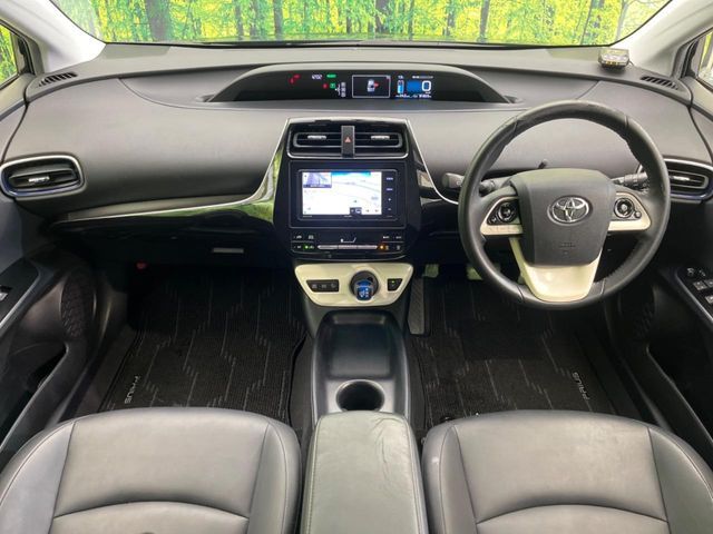 TOYOTA PRIUS 2016 Image 31