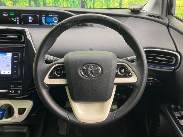 TOYOTA PRIUS 2016 Image 31