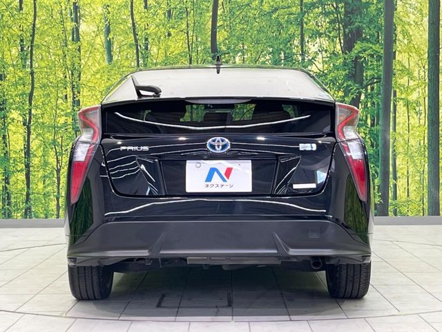 TOYOTA PRIUS 2016 Image 31