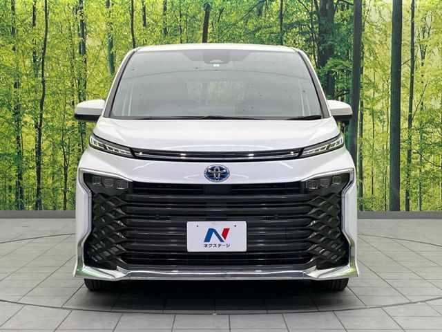 TOYOTA VOXY HYBRID 2023 Image 31