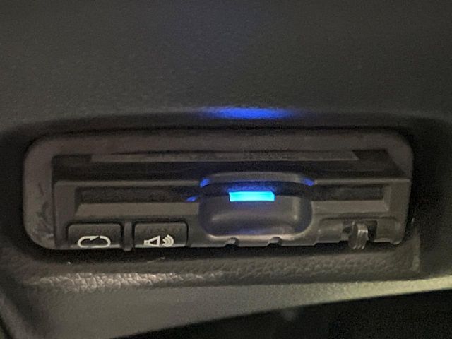 HONDA FIT HYBRID 2017 Image 31