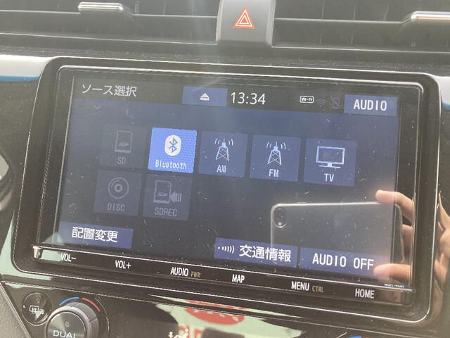 TOYOTA CAMRY HYBRID 2019 Image 31