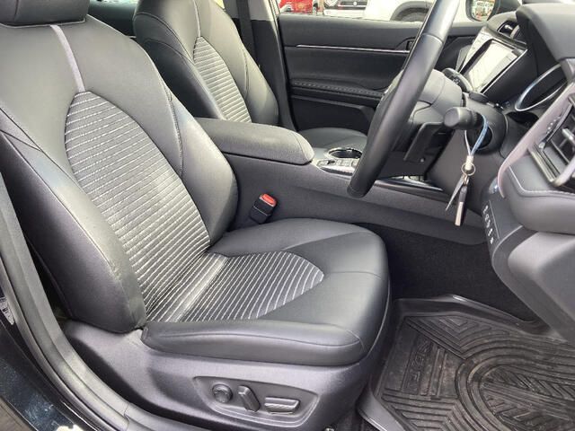 TOYOTA CAMRY HYBRID 2019 Image 31