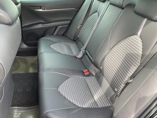 TOYOTA CAMRY HYBRID 2019 Image 31